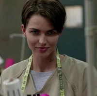 1OITNB Stella Carlin