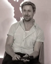 RYAN GOSLING