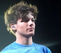 Louis Tomlinson-2013