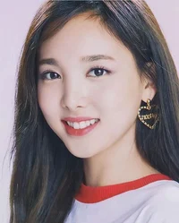 Im Nayeon