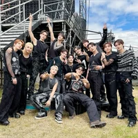 ATEEZ and SEVENTEEN