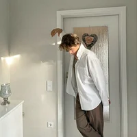 02 GRAYSON HAWTHORNE