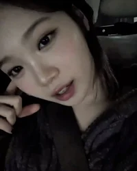 FWB Chaewon