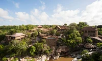 Serengeti Lodge