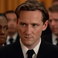 Lewis Pullman