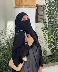 Hijabi aunt Zeina