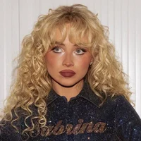 01 Sabrina Carpenter