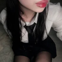 Amber - popular girl