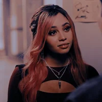 Toni Topaz