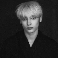 Huening Kai 