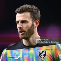 Angus Gunn