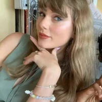 Taylor Alison Swif 