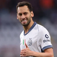 Hakan Calhanoglu