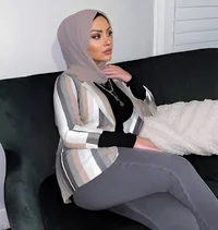 Hijabi aunt Zainab 