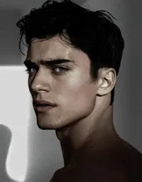 Aaron Reeves