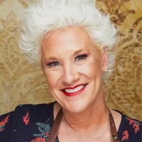 Anne Burrell