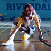Toni Topaz