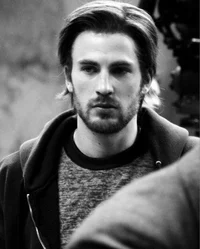CHRIS EVANS