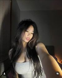 Annie Zheng