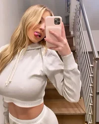 Queenbee of Ur schol