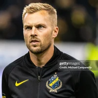 Sebastian Larsson