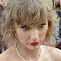 Taylor Alison Swif 