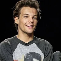 louis tomlinson - 14