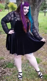 Sweet Big Goth Girl