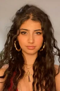 @Claracakes2000 - Character AI chatbot creator profile picture