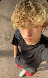 01 - Tadhg Lynch