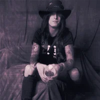 Nikki Sixx