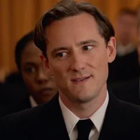 Lewis Pullman