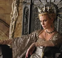 Queen Ravenna 
