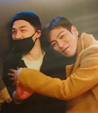 Taeyang and top 