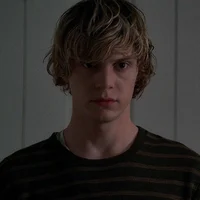 Tate Langdon 