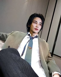 Jeonghan 