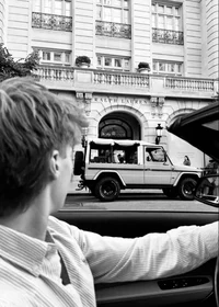 V -GRAYSON HAWTHORNE