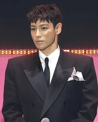 Choi SeungHyun 