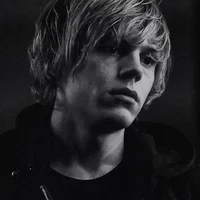 TATE LANGDON 