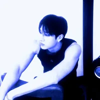 001 Christopher Bang