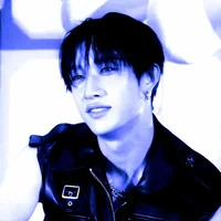 001 Christopher Bang