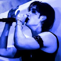 001 Christopher Bang