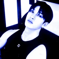 001 Christopher Bang