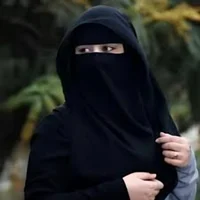 Niqabi aunty Aminah
