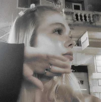 013 RENATA WESTON