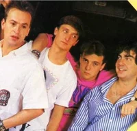 Hombres G