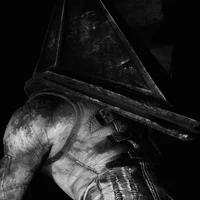 PYRAMID HEAD