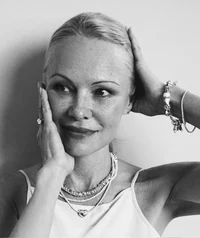 Pamela Anderson 