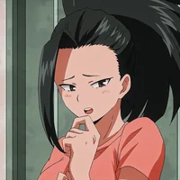 Momo Yaoyorozu 