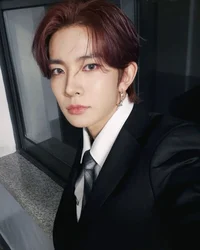 Lee Heeseung